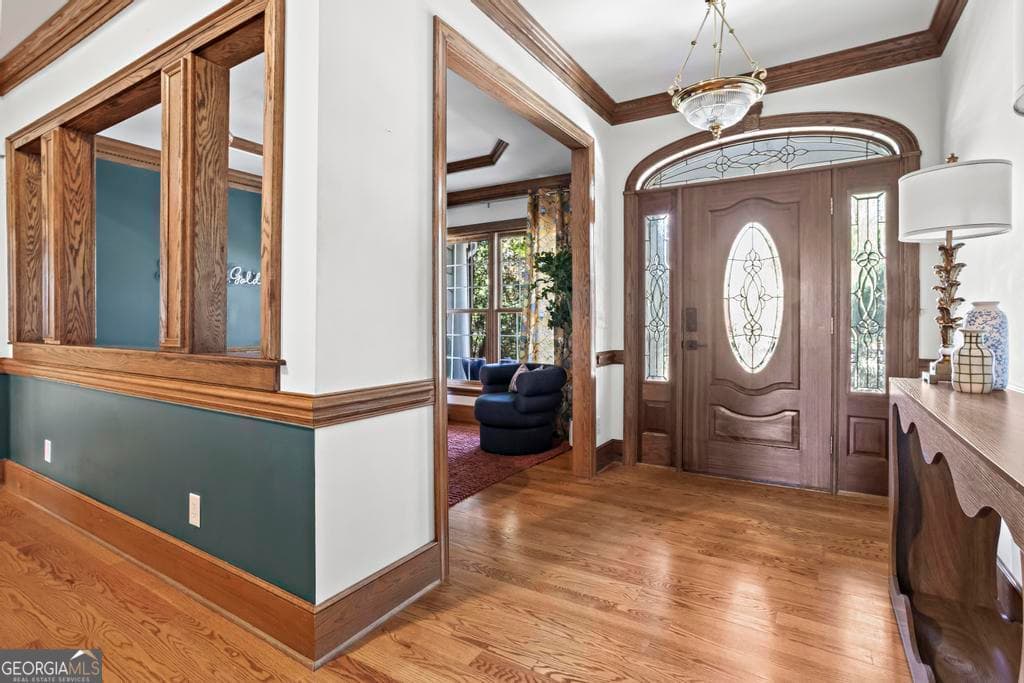 7 bedroom, 5 bathroom, 5,500 sq ft single family residence for sale at 280 Wilfar Strasse, Helen, GA 30545 — photo 8