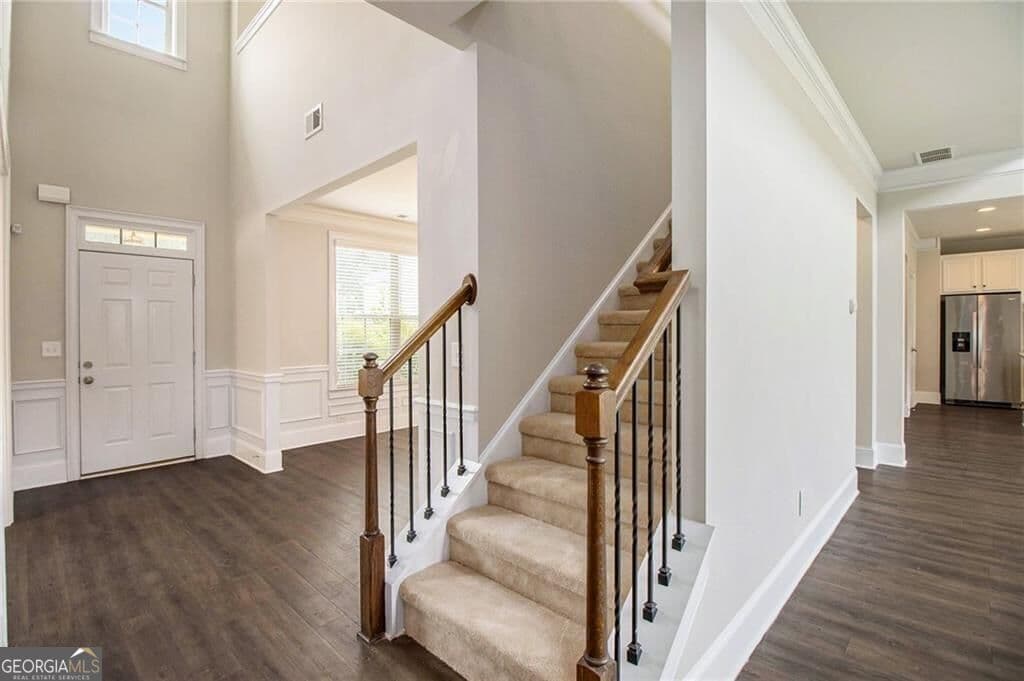 4 bedroom, 3 bathroom, 3,082 sq ft single family residence for sale at 283 Hickory Pointe Drive, Acworth, GA 30101 — photo 7