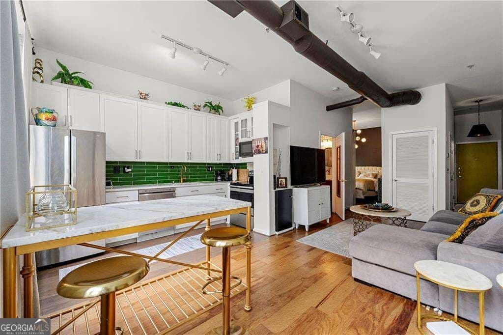 1 bedroom, 1 bathroom, 625 sq ft loft,condominium for sale at 800 Peachtree Street 8601, Atlanta, GA 30308 — photo 6