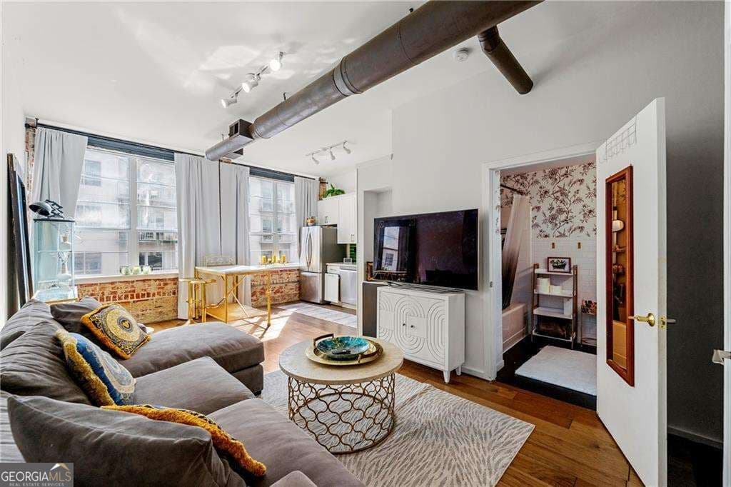 1 bedroom, 1 bathroom, 625 sq ft loft,condominium for sale at 800 Peachtree Street 8601, Atlanta, GA 30308