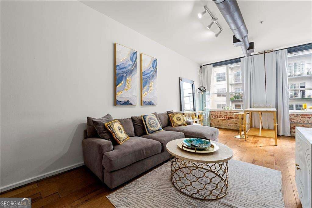 1 bedroom, 1 bathroom, 625 sq ft loft,condominium for sale at 800 Peachtree Street 8601, Atlanta, GA 30308 — photo 5