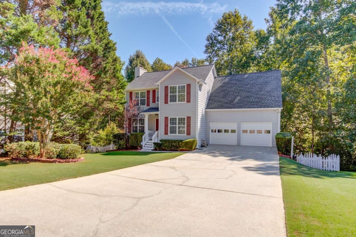 4 bedroom, 2.5 bathroom, 1,814 sq ft single family residence for sale at 725 Riverside Walk Crossing, Sugar Hill, GA 30518 — photo 3