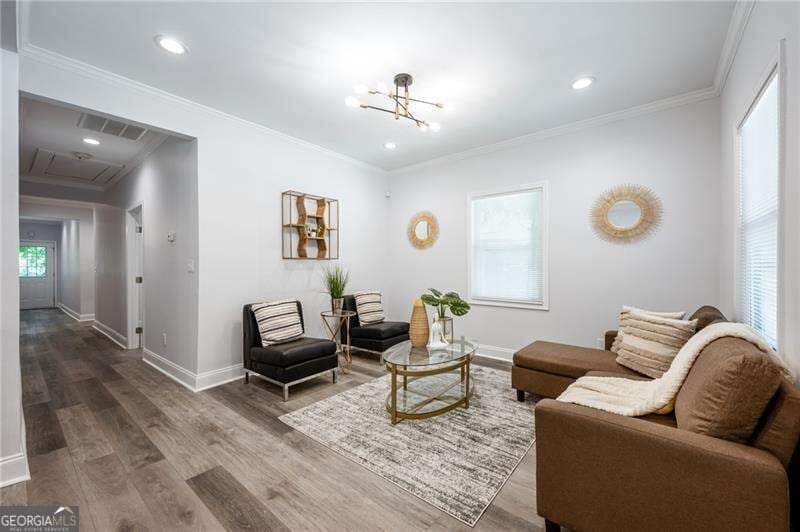 3 bedroom, 2 bathroom, 1,400 sq ft single family residence for sale at 872 Beryl Street, Atlanta, GA 30310 — photo 3