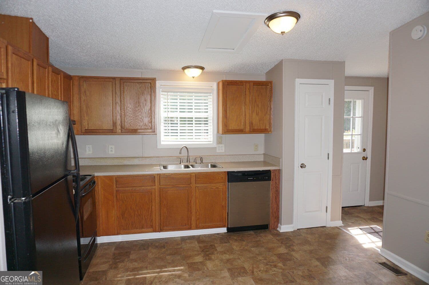 3 bedroom, 2 bathroom, 1,456 sq ft manufactured home,single family residence for sale at 35 Ogle Road, Rockmart, GA 30153 — photo 8