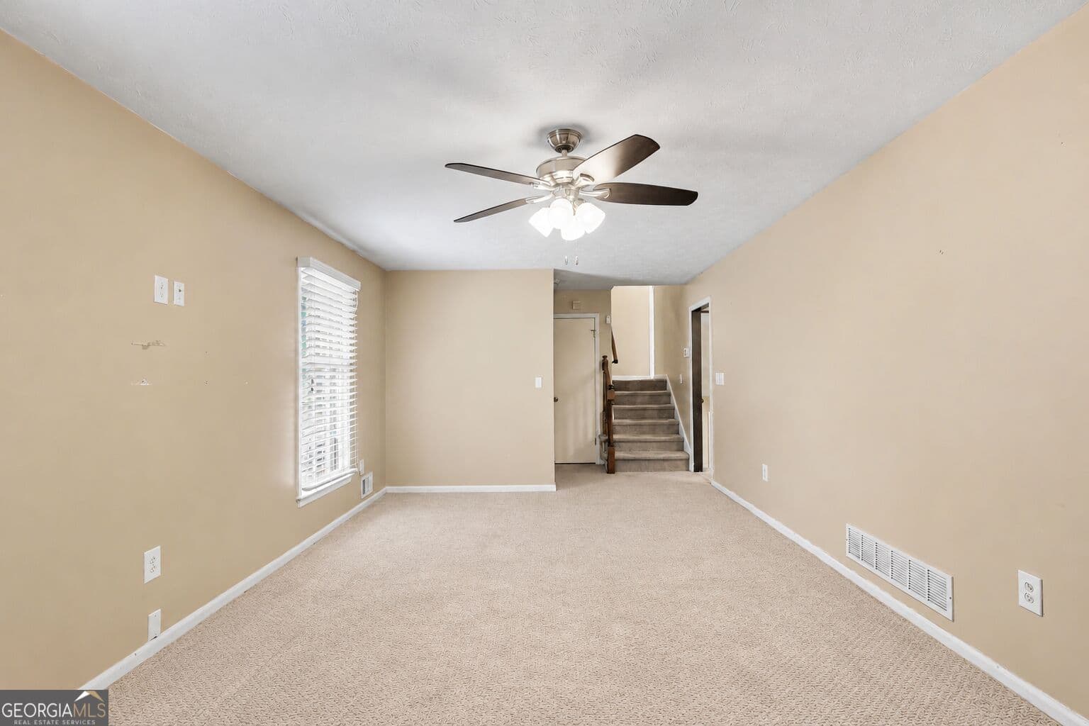 4 bedroom, 2 bathroom, 1,864 sq ft single family residence for sale at 6547 Annette Court, Riverdale, GA 30296 — photo 6