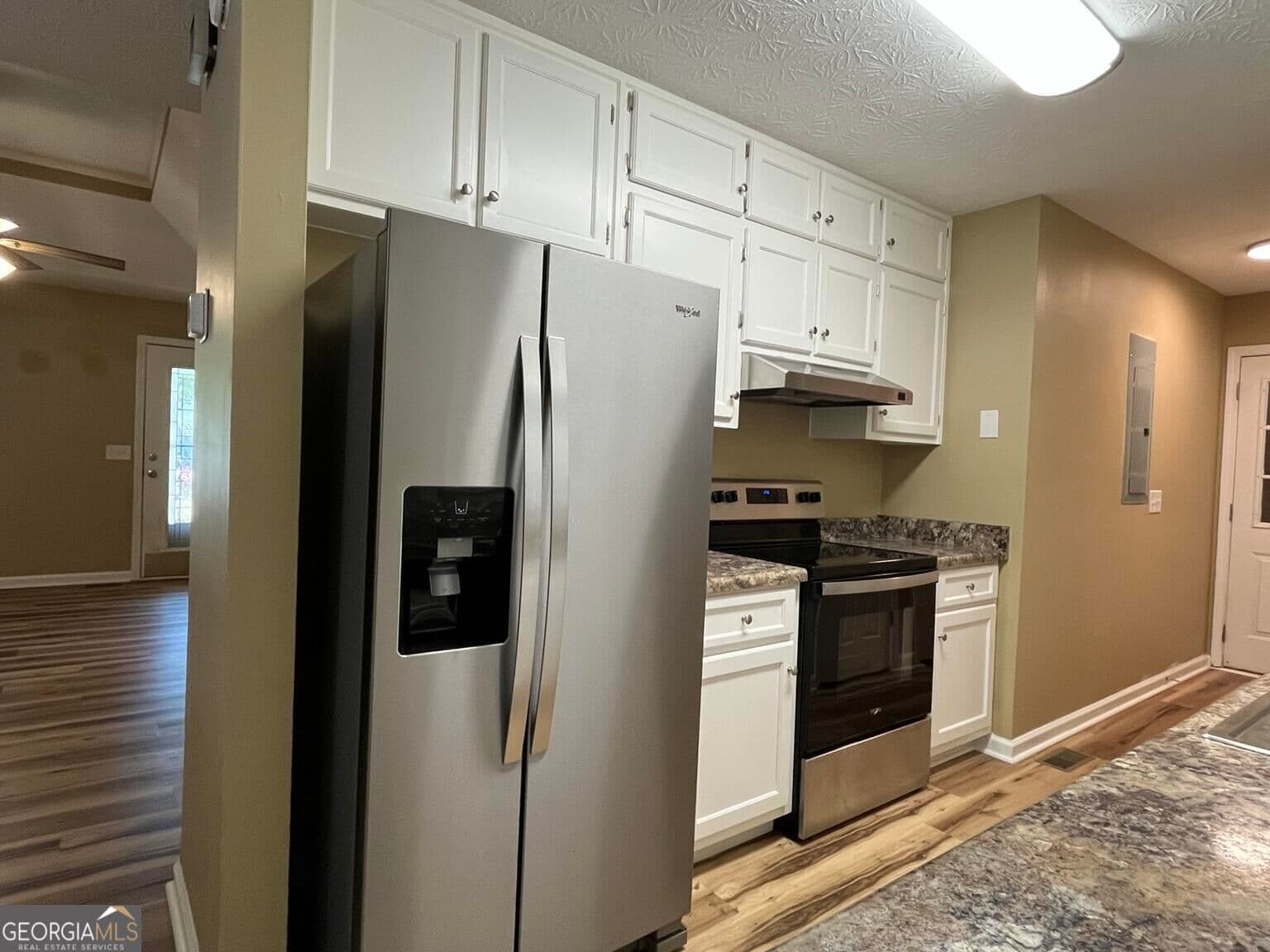 3 bedroom, 2 bathroom, 1,187 sq ft single family residence for sale at 502 Chestnut Lane, Monroe, GA 30655 — photo 6