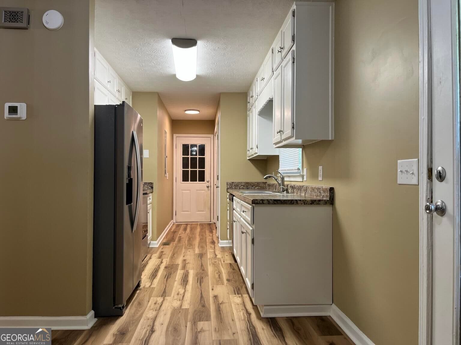 3 bedroom, 2 bathroom, 1,187 sq ft single family residence for sale at 502 Chestnut Lane, Monroe, GA 30655 — photo 5
