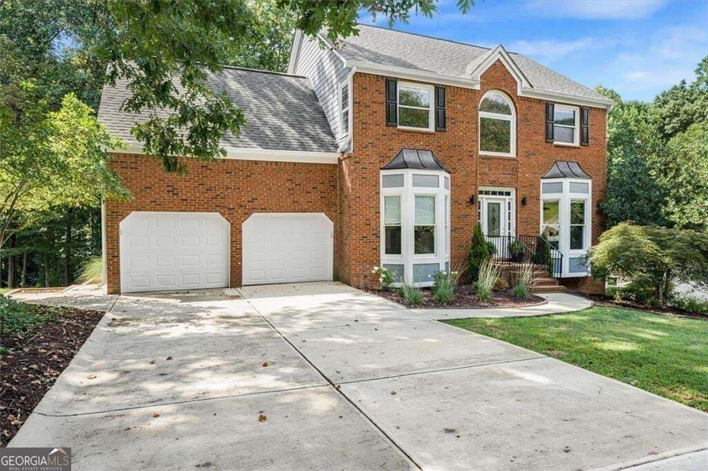 5 bedroom, 3.5 bathroom, 3,620 sq ft single family residence for sale at 4005 Southbrook Court, Kennesaw, GA 30152