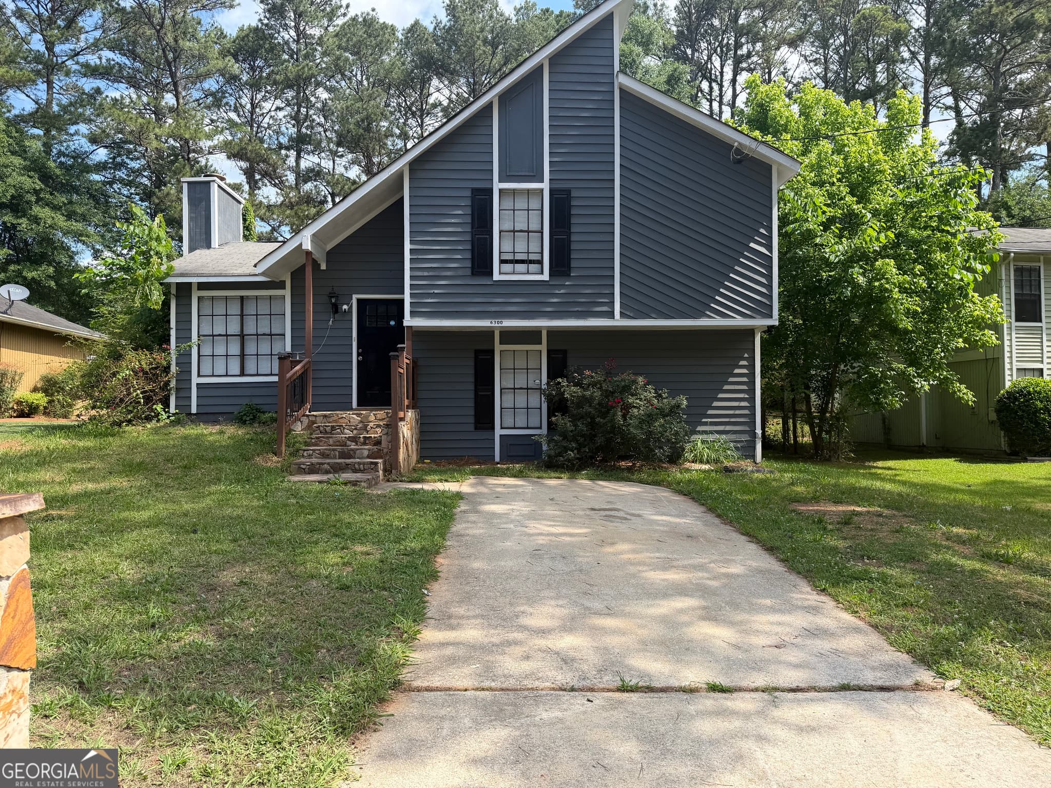 3 bedroom, 2.5 bathroom, 1,583 sq ft single family residence sold at 6300 Creekford Drive, Lithonia, GA 30058