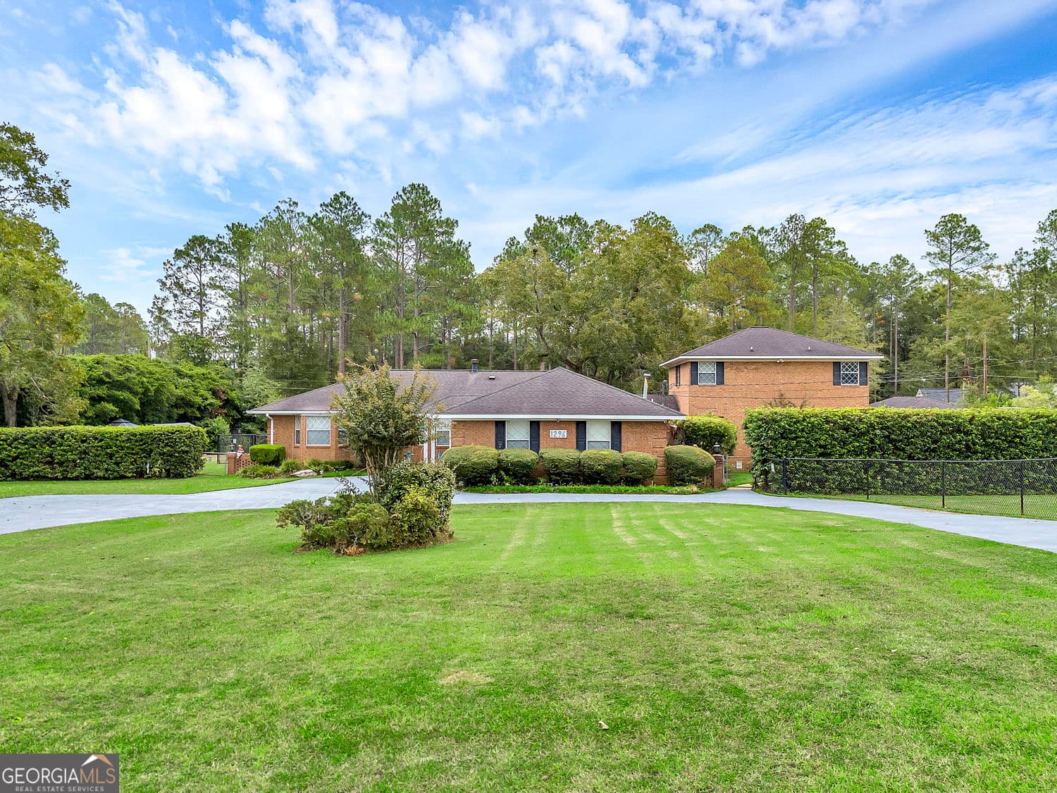 5 bedroom, 4.5 bathroom, 4,256 sq ft single family residence for sale at 1296 McQuaig Street, Cairo, GA 39828 — photo 10