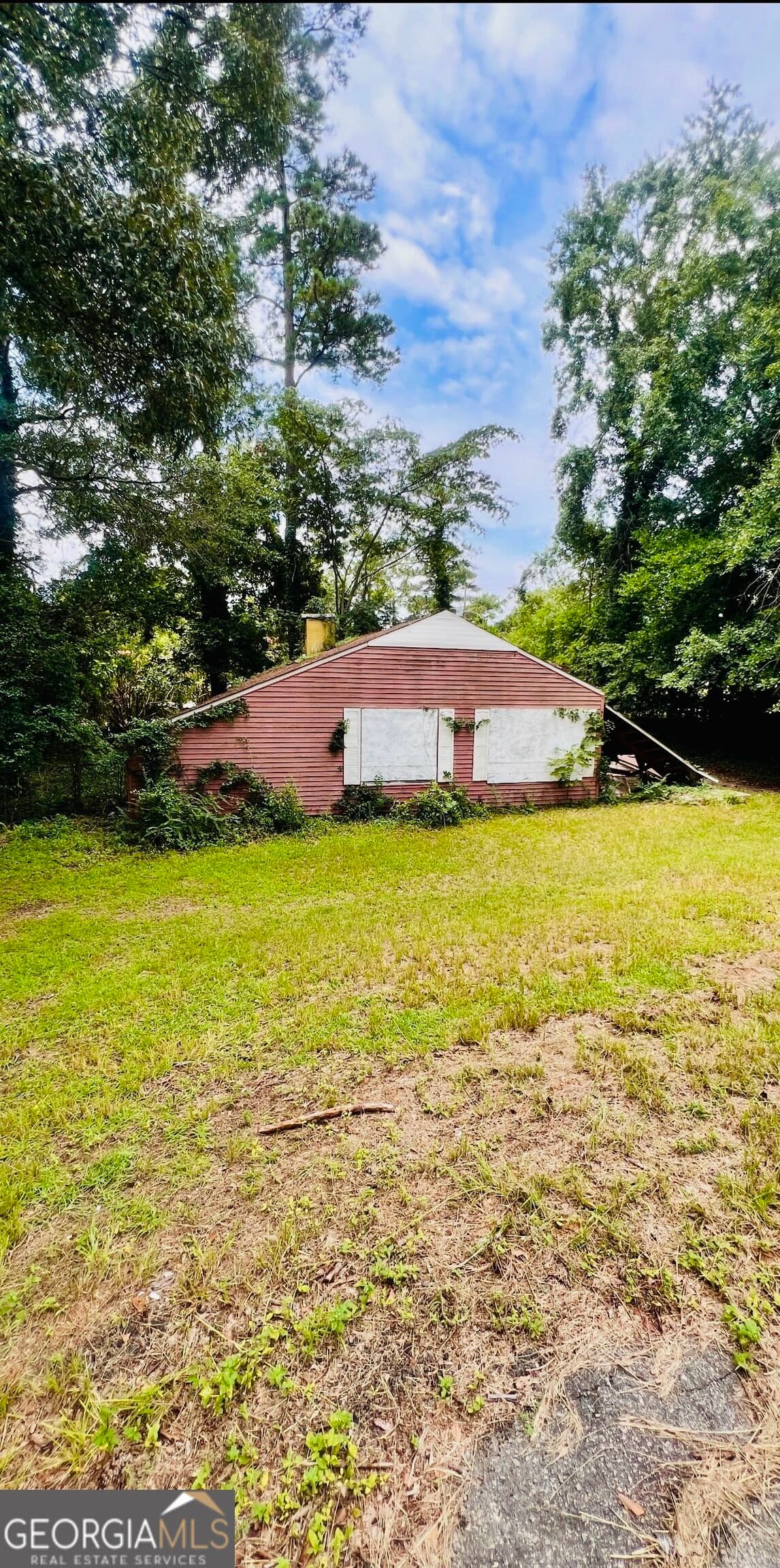 3 bedroom, 1 bathroom, 1,000 sq ft single family residence for sale at 615 Sommer Street, Aiken, SC 29801 — photo 3