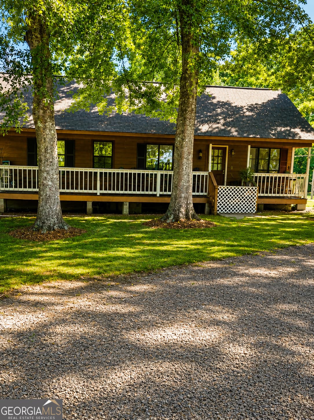 3 bedroom, 2 bathroom, 1,716 sq ft single family residence for sale at 733 Old Social Circle Road, Social Circle, GA 30025 — photo 1 of 3
