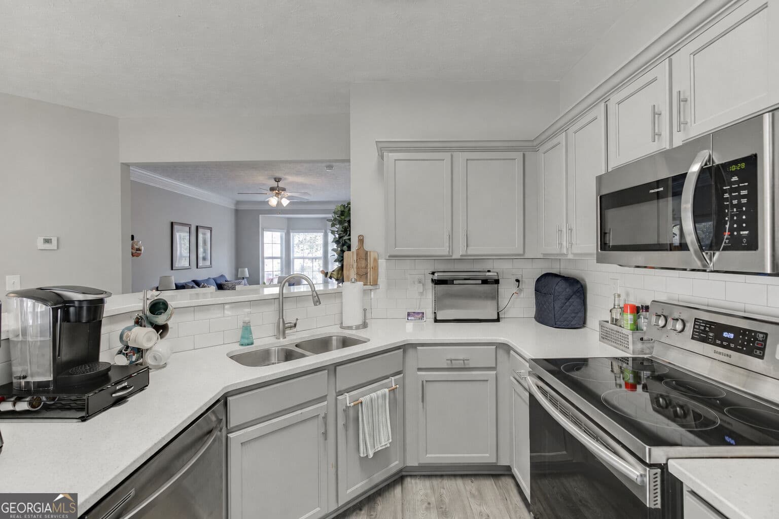 2 bedroom, 2.5 bathroom, 1,736 sq ft townhouse for sale at 4928 Oak Meadow Lane, Oakwood, GA 30566 — photo 9