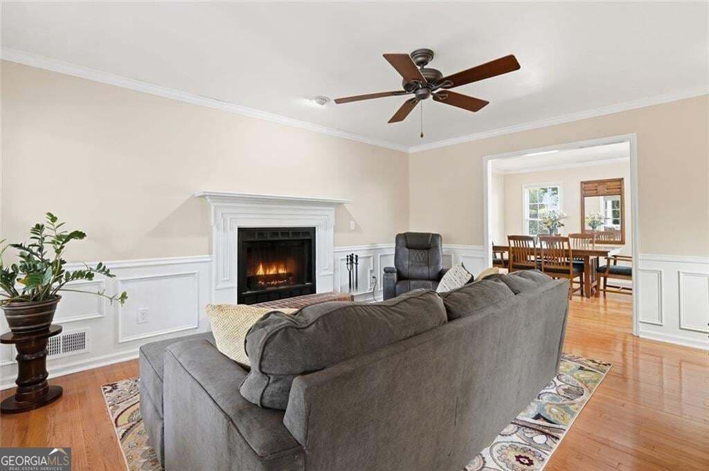 4 bedroom, 2.5 bathroom, 2,199 sq ft single family residence for sale at 1448 Wintercress Court, Marietta, GA 30066 — photo 9