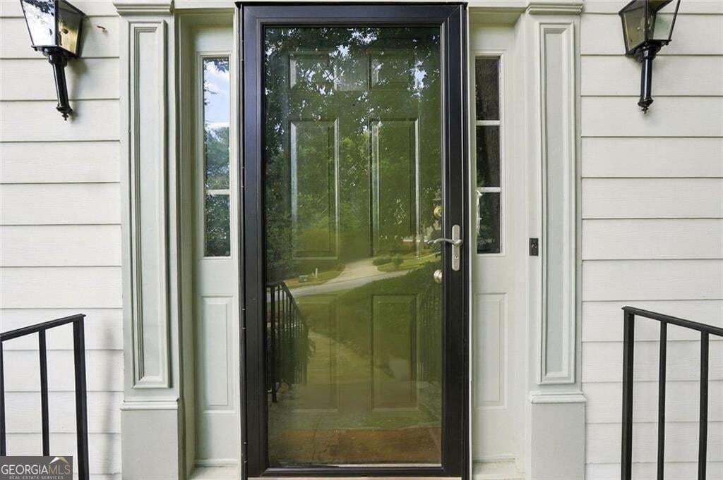 4 bedroom, 2.5 bathroom, 2,199 sq ft single family residence for sale at 1448 Wintercress Court, Marietta, GA 30066 — photo 4