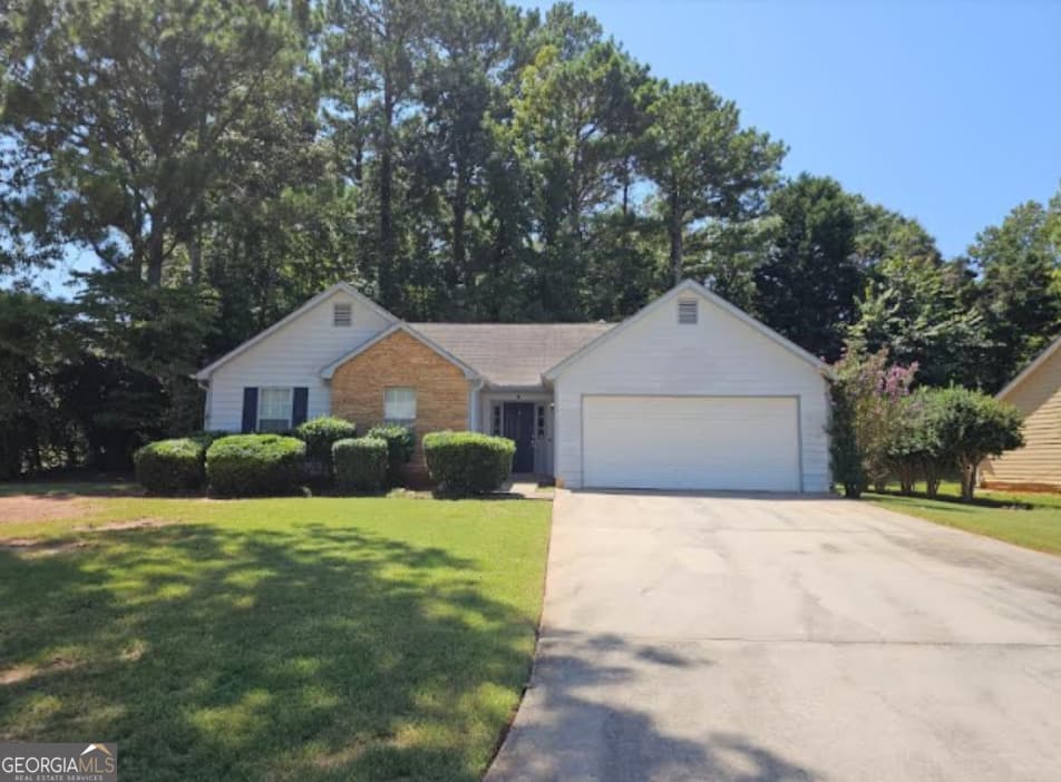 3 bedroom, 2 bathroom, 1,381 sq ft single family residence for rent at 12205 Cypress Way, Fayetteville, GA 30215 for $1,900 a month — photo 1 of 1