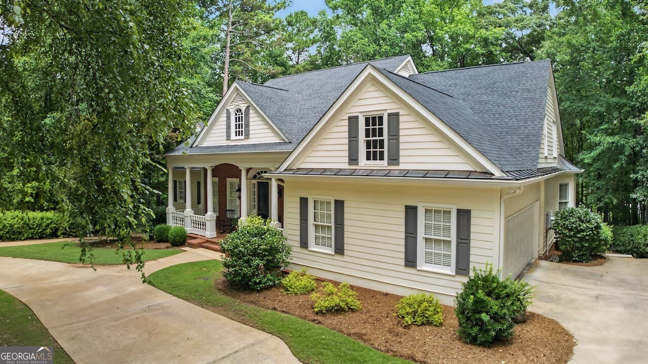 5 bedroom, 4.5 bathroom, 4,832 sq ft single family residence for sale at 209 River Oaks Drive, Lagrange, GA 30240 — photo 6