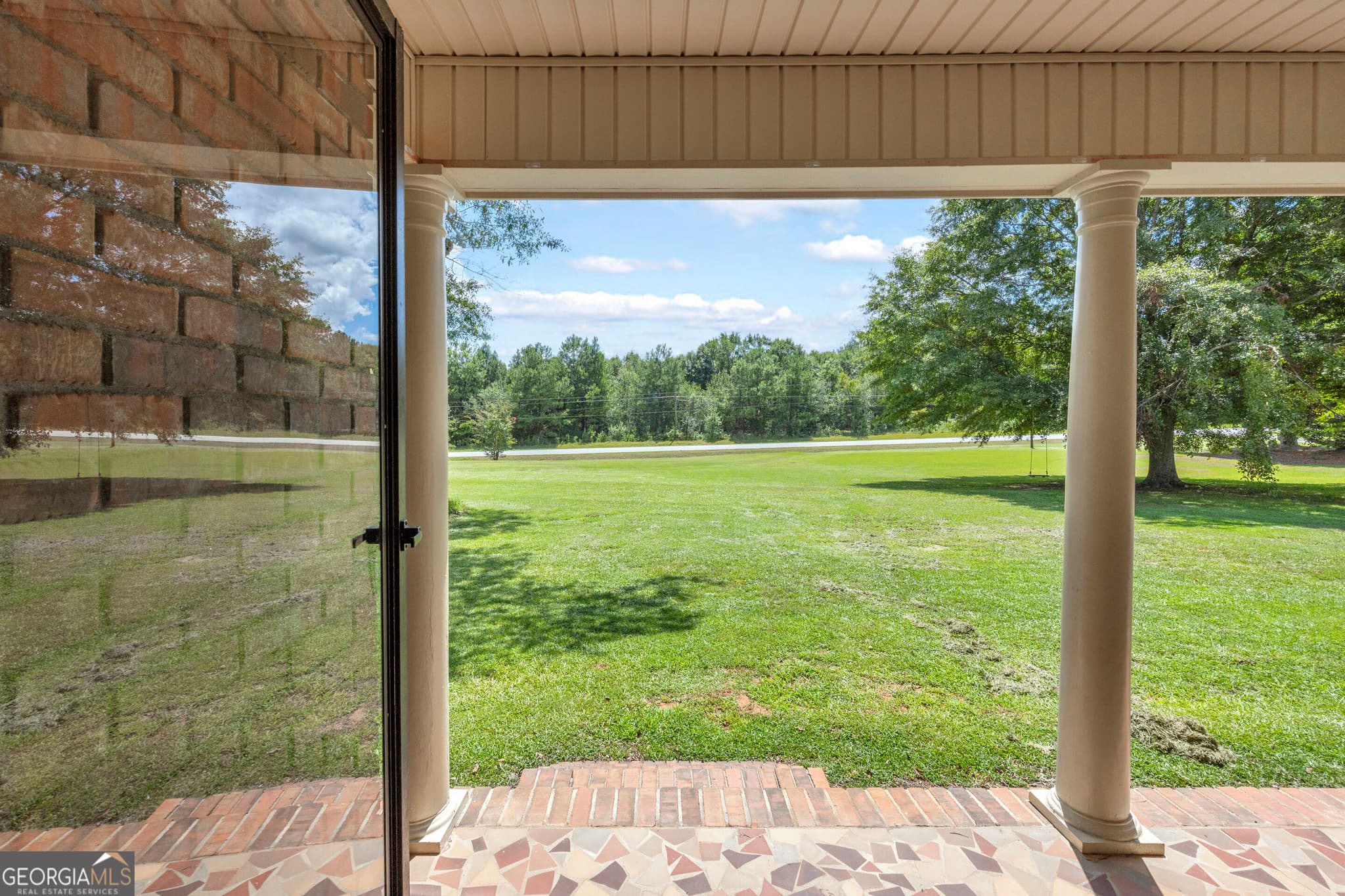 3 bedroom, 2 bathroom, 1,802 sq ft single family residence under contract at 3894 Bowersville Highway, Bowersville, GA 30516 — photo 7