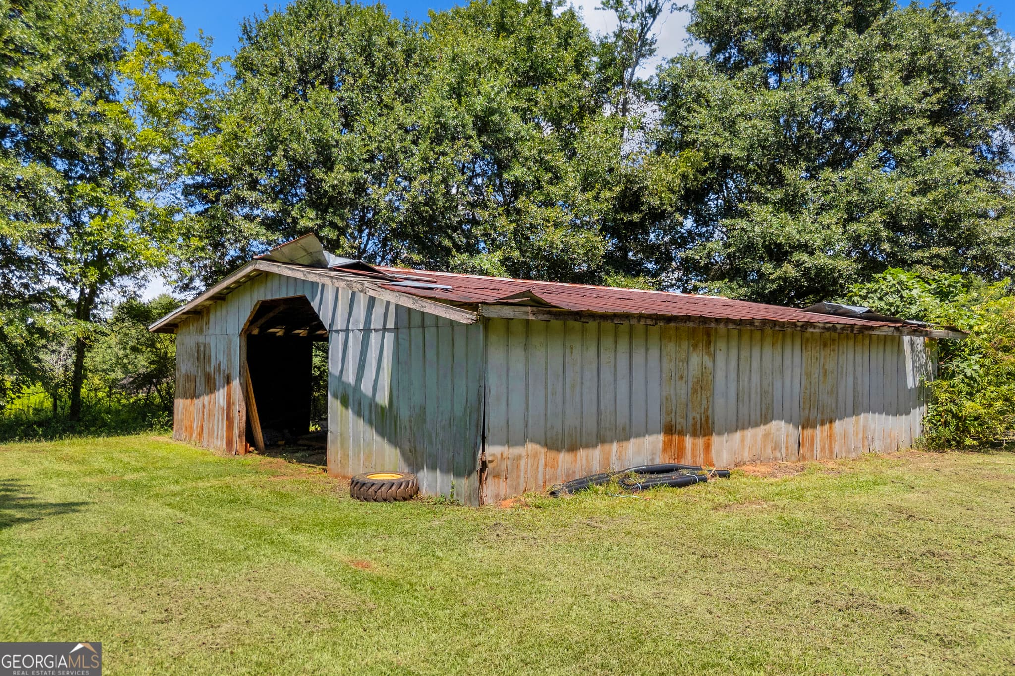 3 bedroom, 2 bathroom, 1,802 sq ft single family residence under contract at 3894 Bowersville Highway, Bowersville, GA 30516 — photo 5