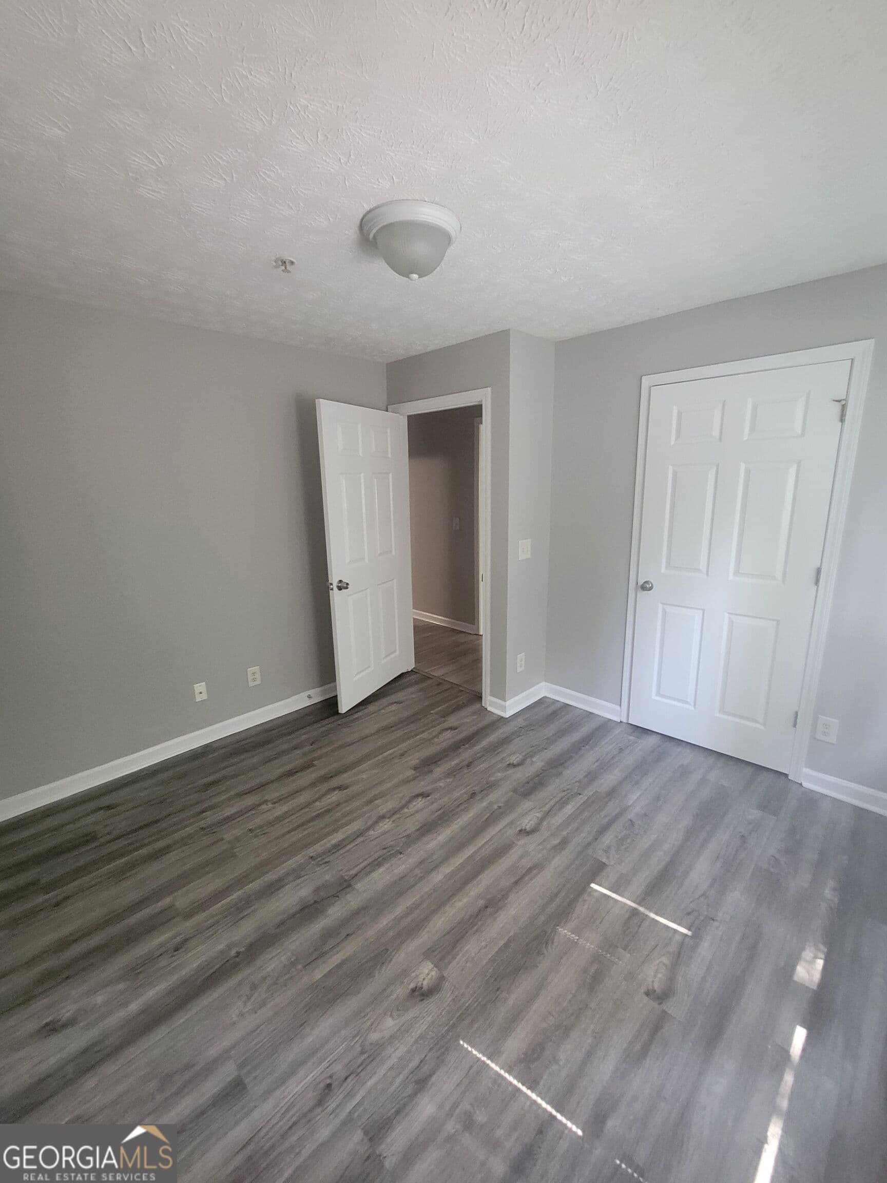 3 bedroom, 2 bathroom, 1,292 sq ft condominium for sale at 2204 Fairington Village Drive, Lithonia, GA 30038 — photo 7