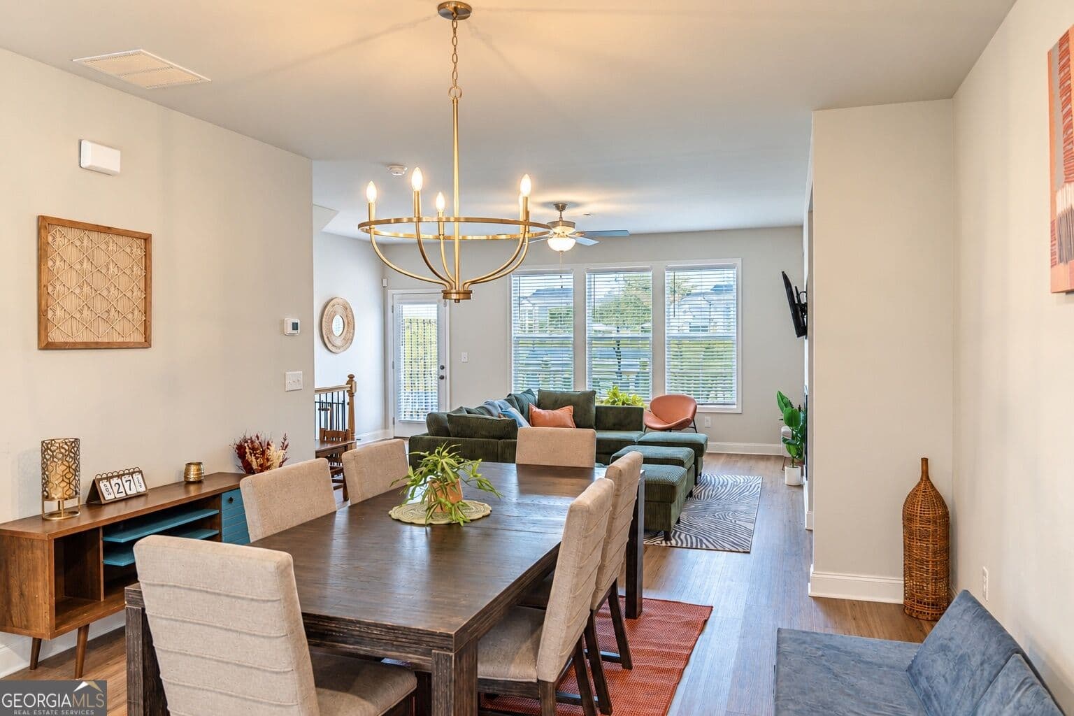 4 bedroom, 3.5 bathroom, 2,271 sq ft townhouse for sale at 1576 Gin Blossom Circle, Lawrenceville, GA 30045 — photo 8