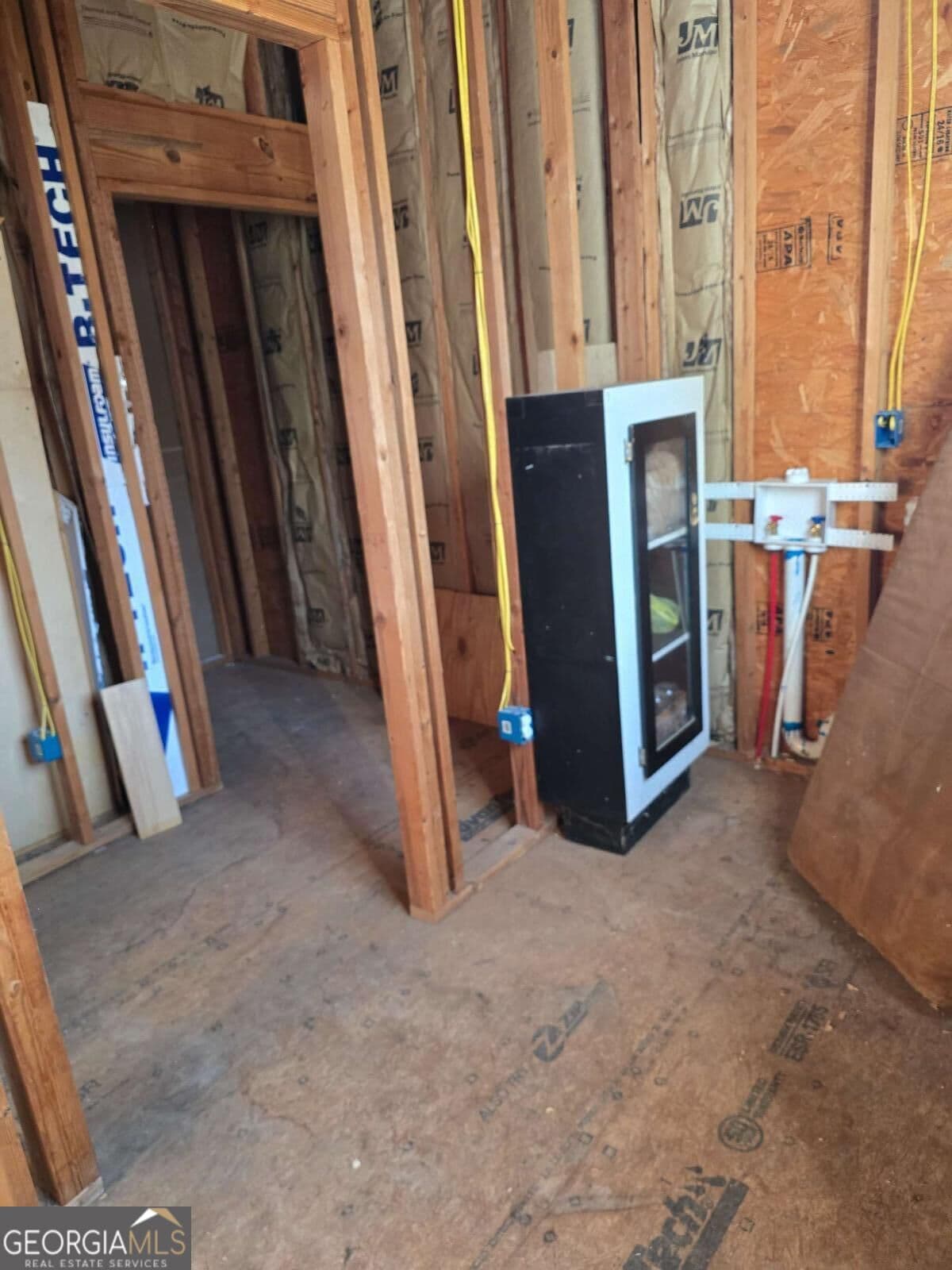 2 bedroom, 3 bathroom single family residence for sale at 253 Pottery Road, Lizella, GA 31052 — photo 7