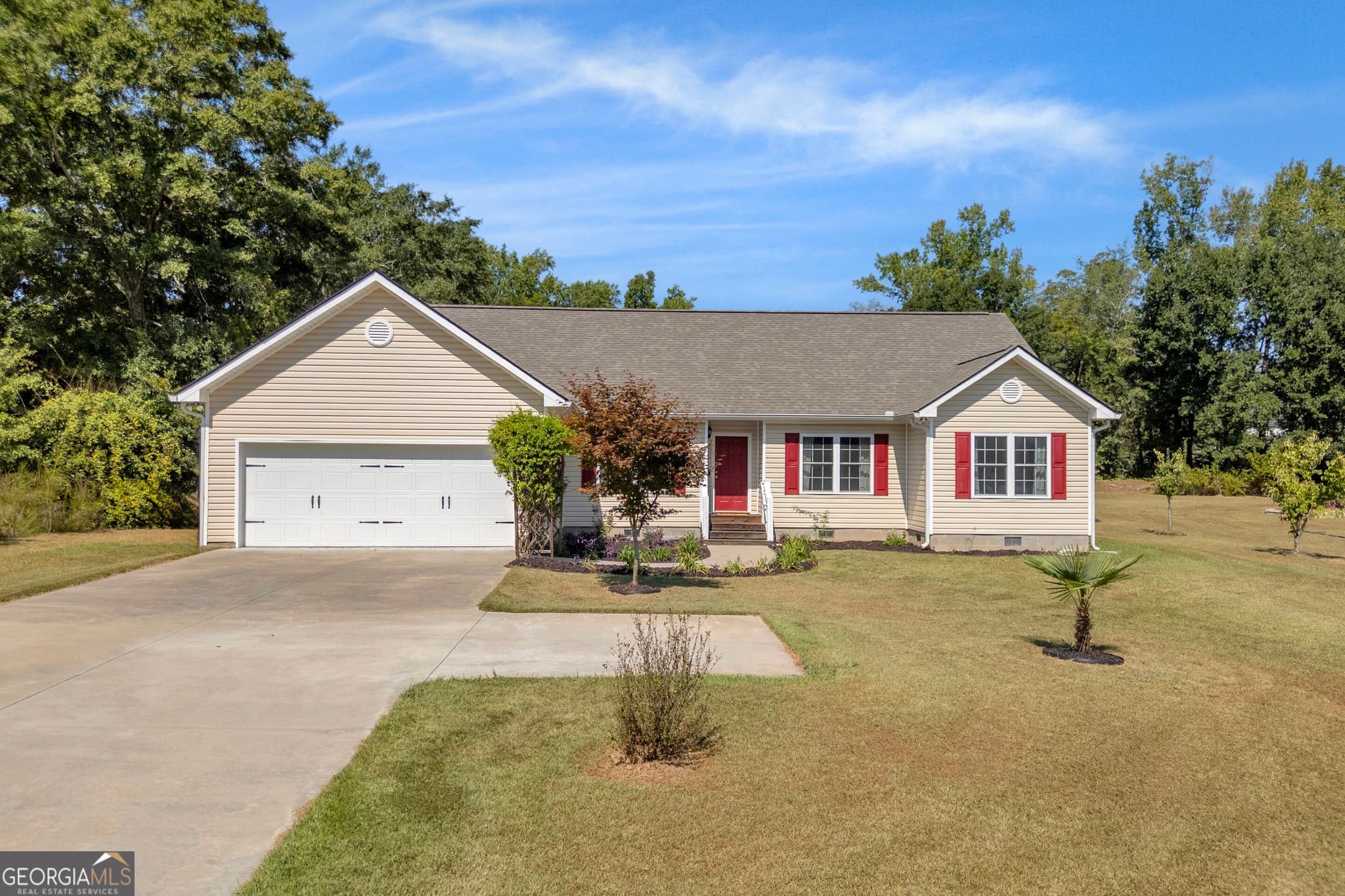 4 bedroom, 2 bathroom, 1,965 sq ft single family residence for sale at 120 Springdale Road, Elberton, GA 30635 — photo 3