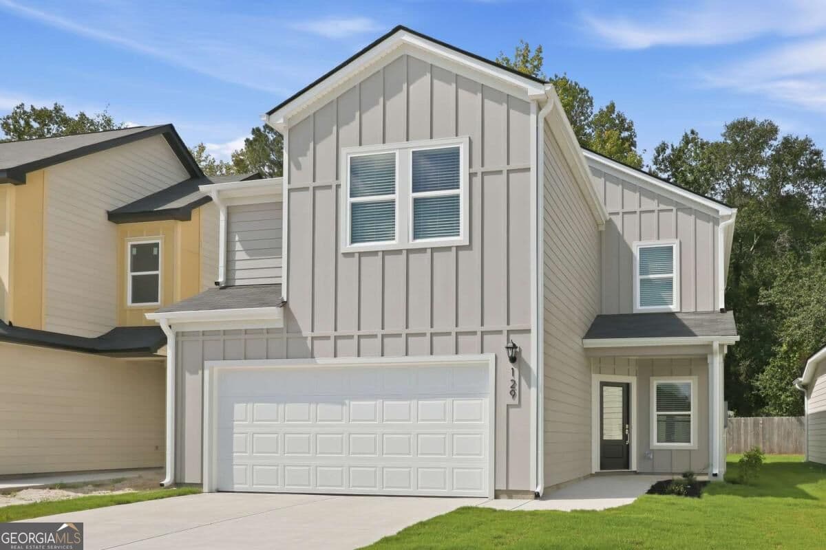 3 bedroom, 2.5 bathroom single family residence for rent at 125 Essence Drive, Hephzibah, GA 30815 for $2,150 a month — photo 2