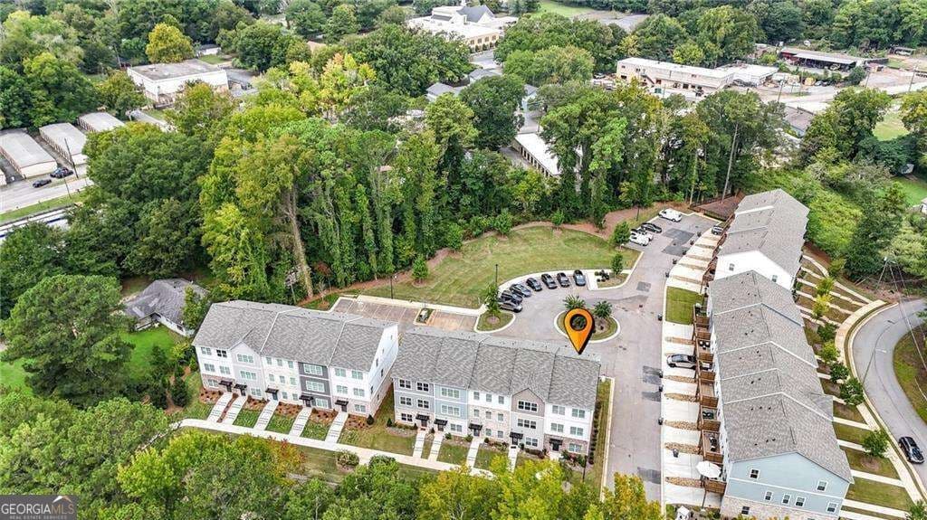 3 bedroom, 3.5 bathroom, 2,040 sq ft townhouse for sale at 814 Glennferry Bend, Mableton, GA 30126 — photo 8