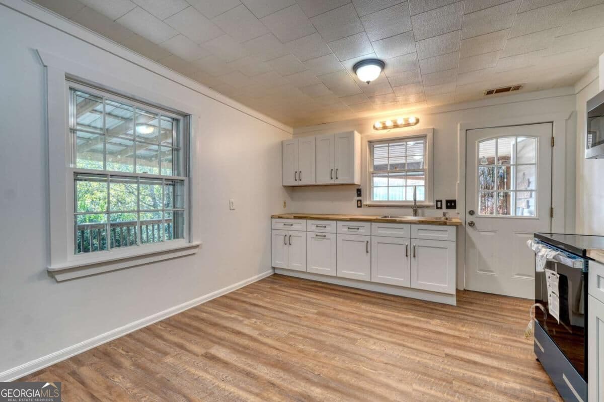 3 bedroom, 1 bathroom, 1,300 sq ft single family residence for sale at 6 U G A Drive, Blairsville, GA 30512 — photo 10