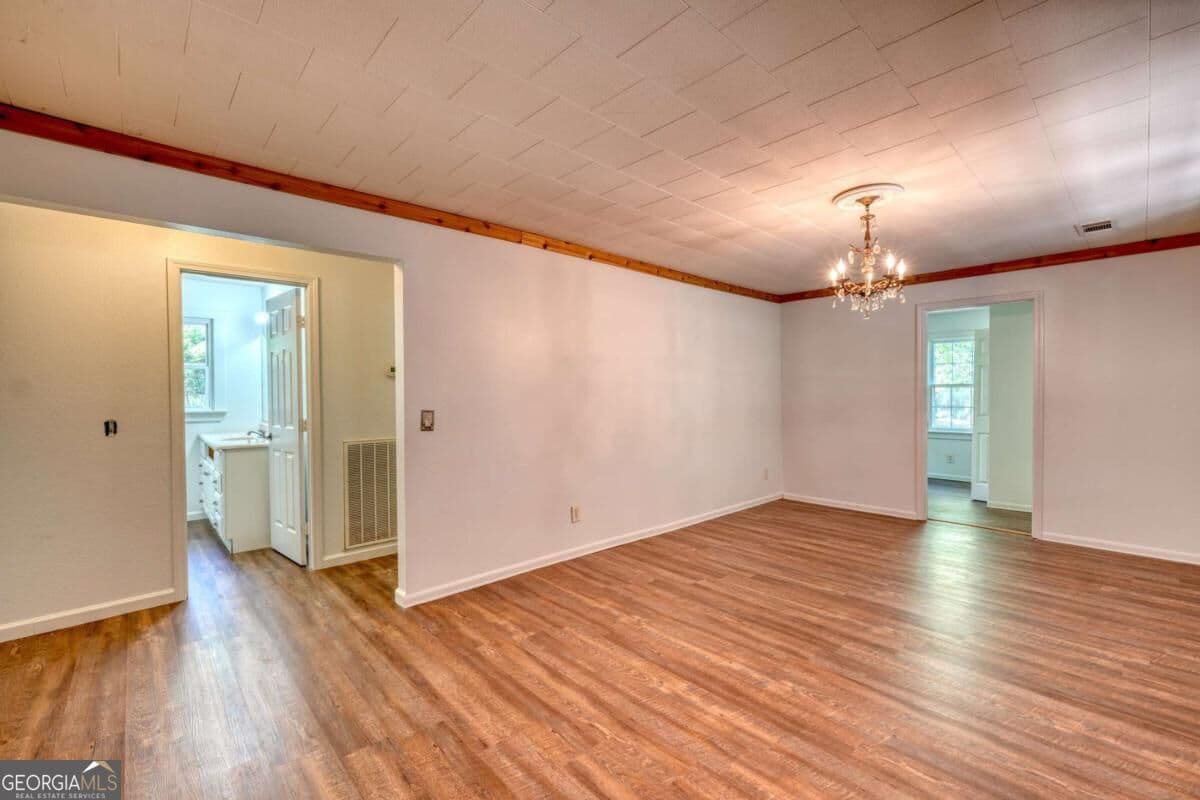 3 bedroom, 1 bathroom, 1,300 sq ft single family residence for sale at 6 U G A Drive, Blairsville, GA 30512 — photo 4