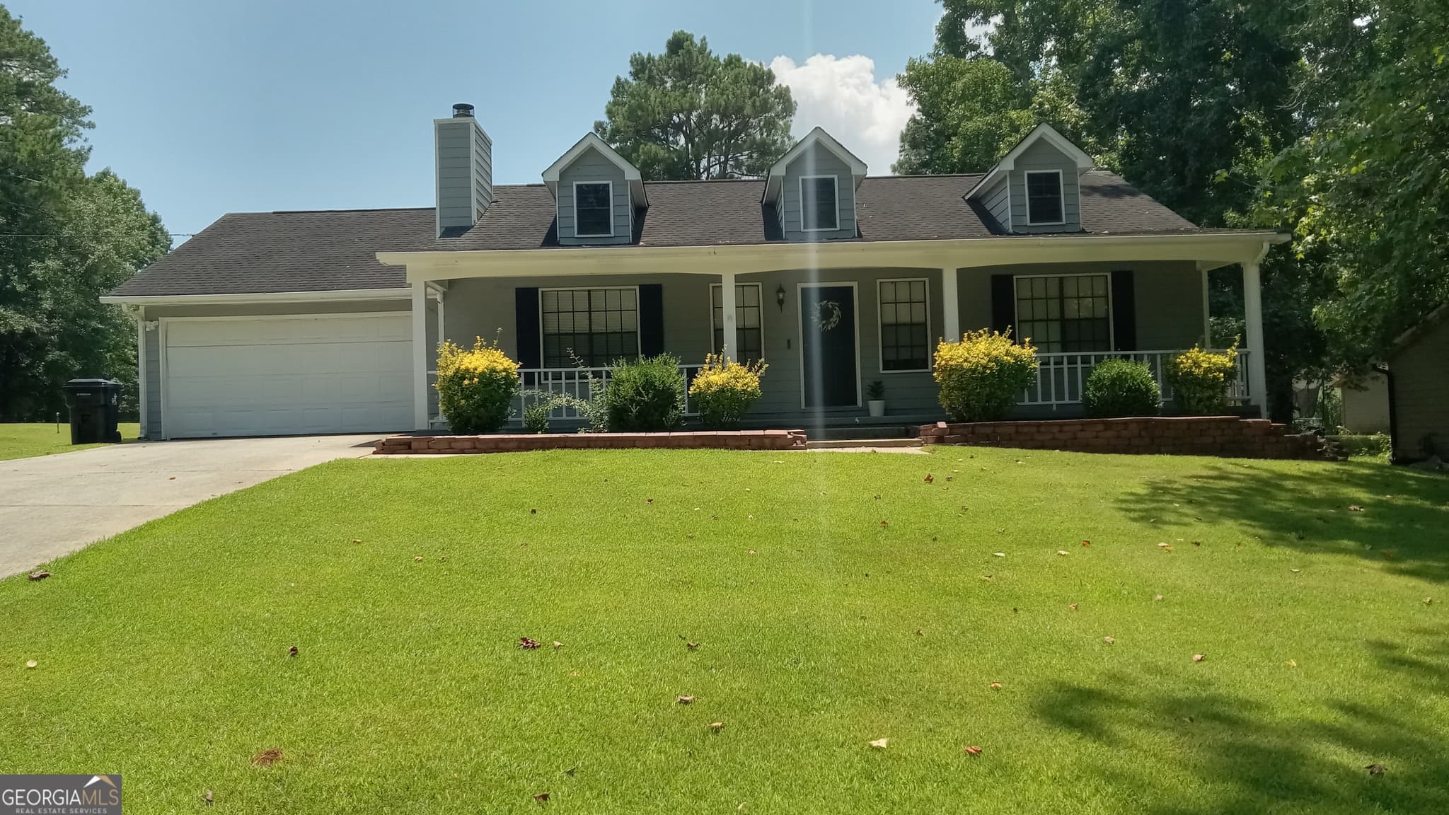 3 bedroom, 2 bathroom, 1,500 sq ft single family residence for rent at 3091 Carriage Trail, Jonesboro, GA 30236 for $1,650 a month — photo 1 of 39