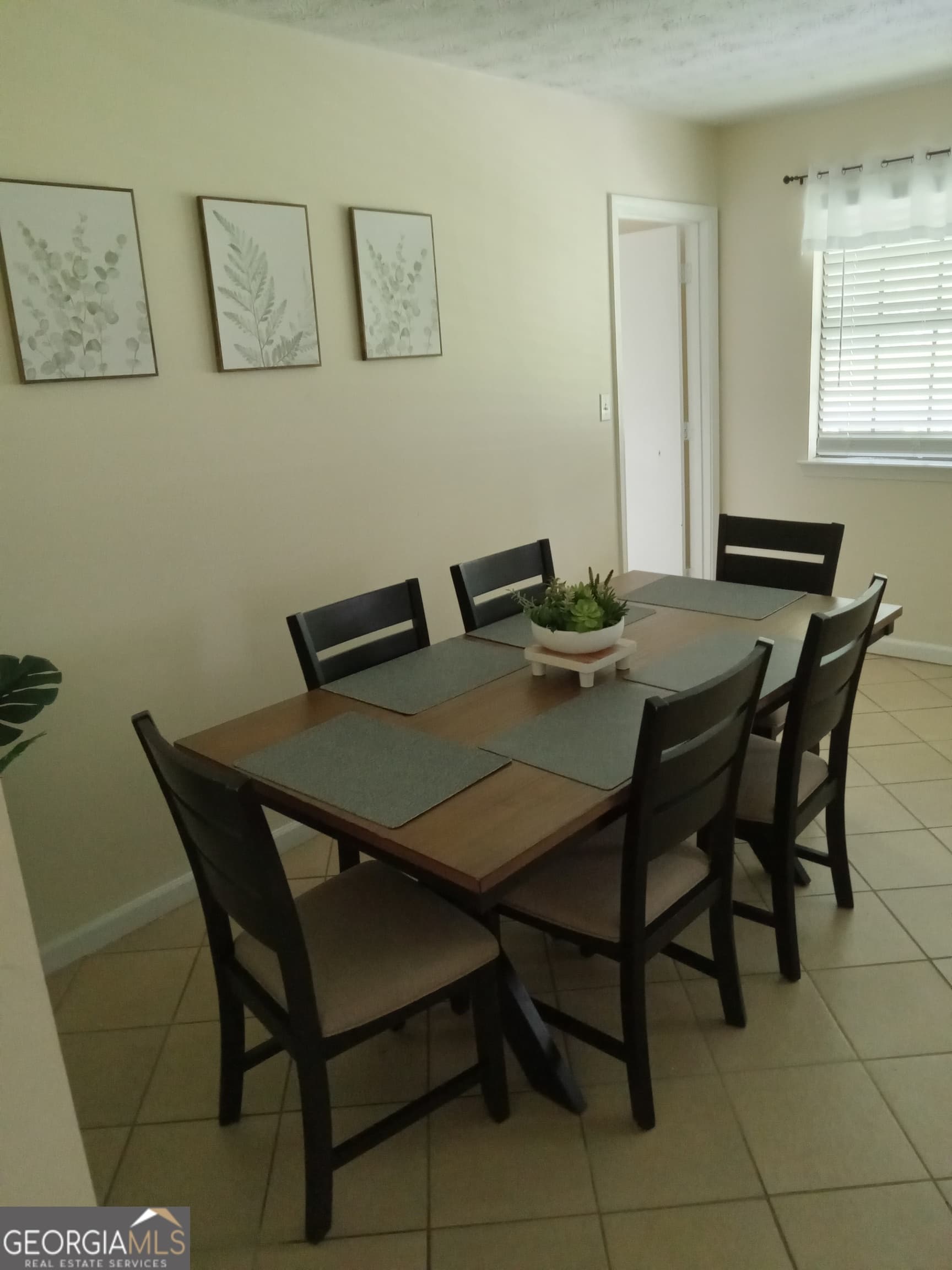 3 bedroom, 2 bathroom, 1,500 sq ft single family residence for rent at 3091 Carriage Trail, Jonesboro, GA 30236 for $1,650 a month — photo 8