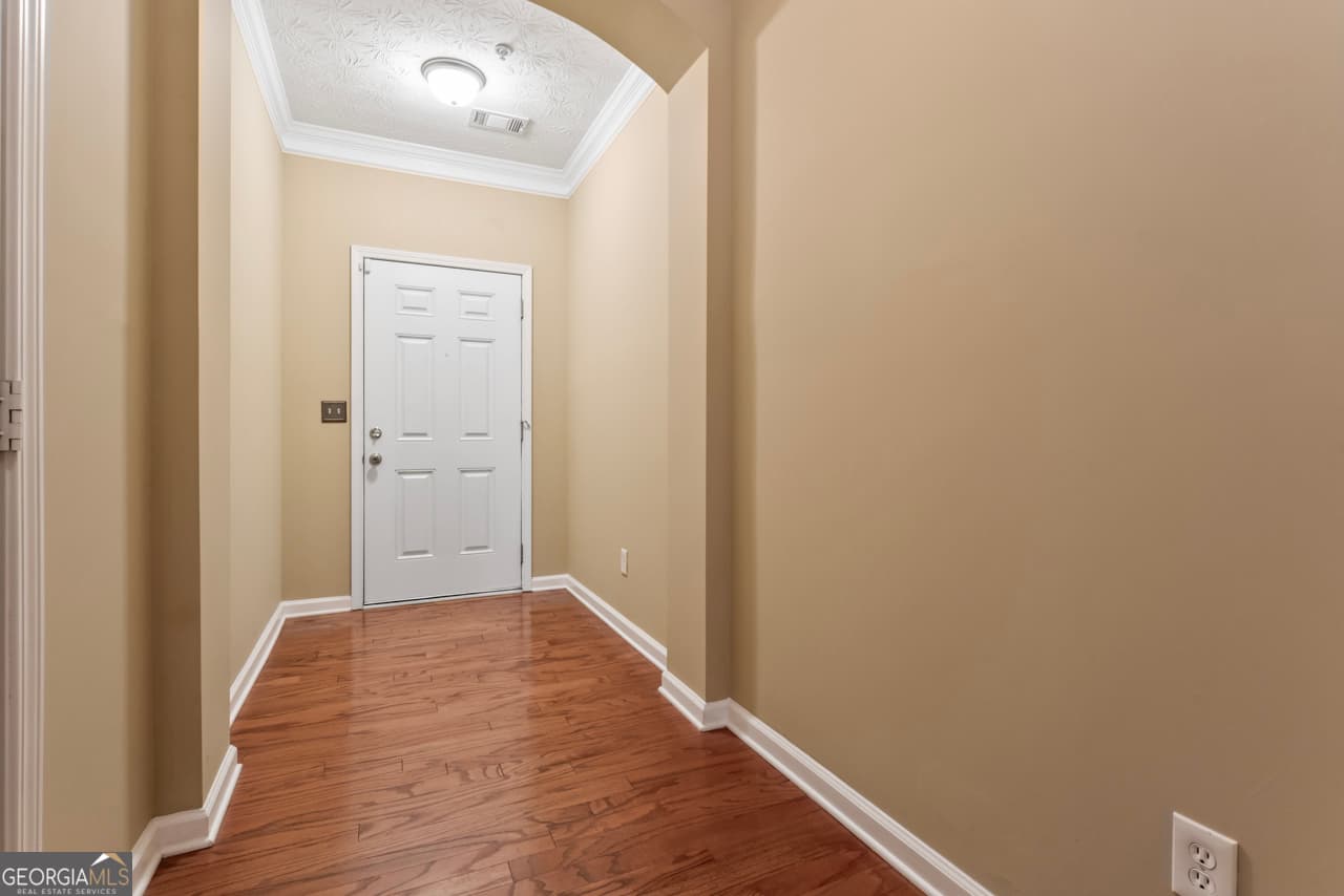 3 bedroom, 2.5 bathroom, 2,023 sq ft townhouse for sale at 3813 Augustine Place, Rex, GA 30273 — photo 4