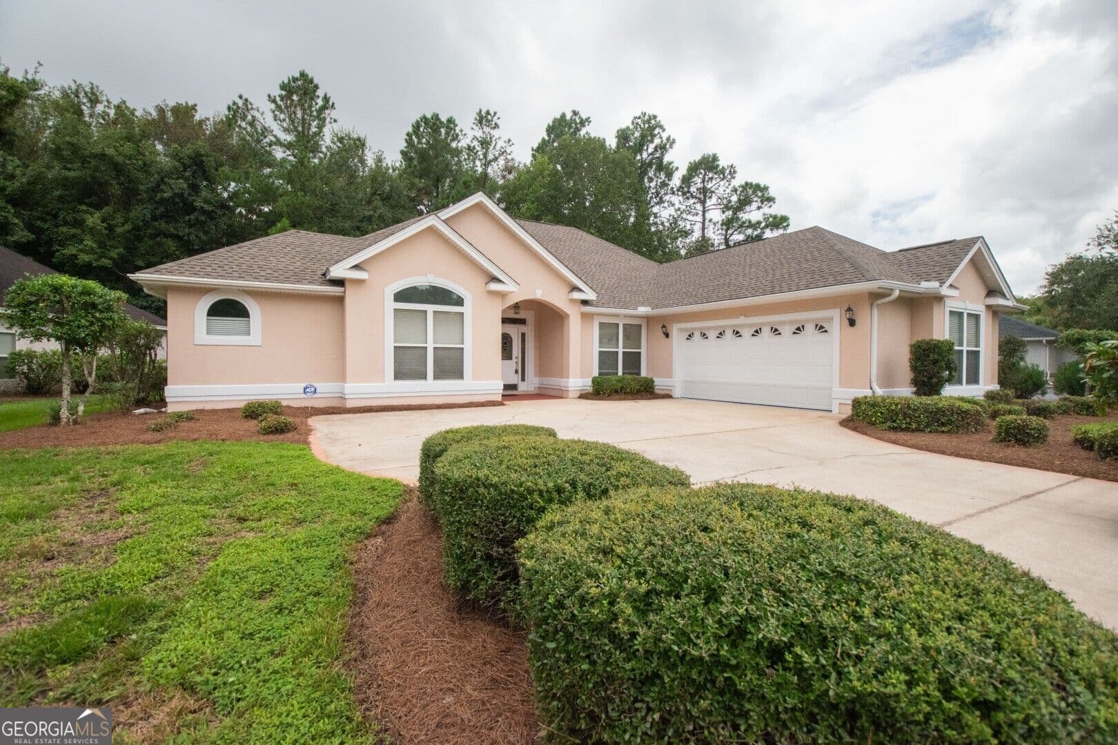 4 bedroom, 2 bathroom, 2,332 sq ft single family residence for sale at 204 Laurel Landing Boulevard, Kingsland, GA 31548 — photo 1 of 31