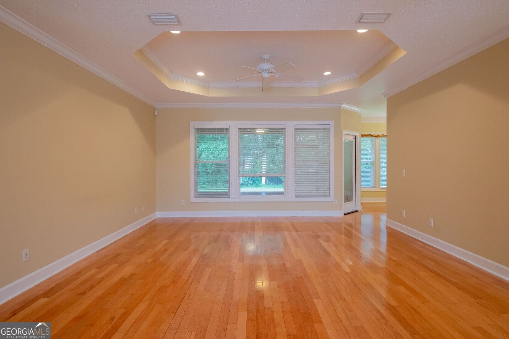 4 bedroom, 2 bathroom, 2,332 sq ft single family residence for sale at 204 Laurel Landing Boulevard, Kingsland, GA 31548 — photo 4