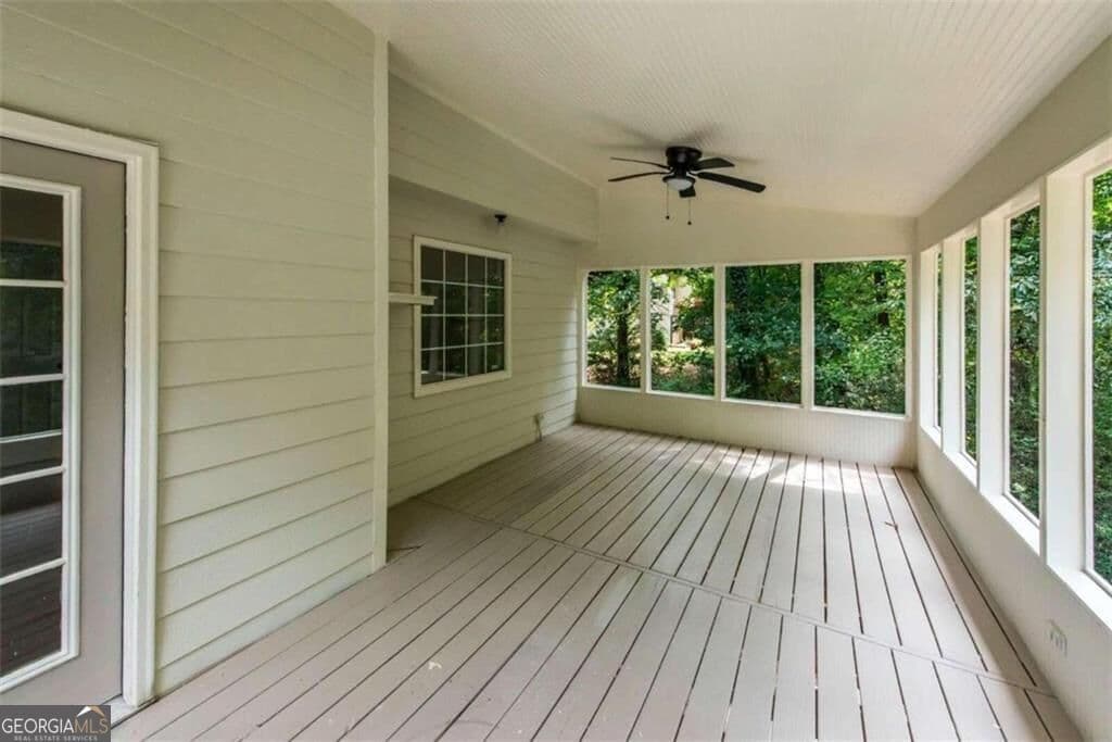 3 bedroom, 2 bathroom, 2,092 sq ft single family residence for sale at 3742 Willow Tree Circle, Douglasville, GA 30135 — photo 8
