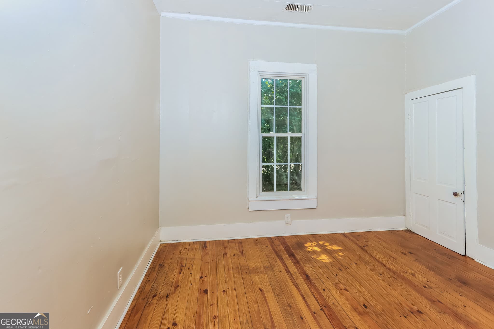 multi family for sale at 719 Williams Street, Griffin, GA 30223 — photo 3