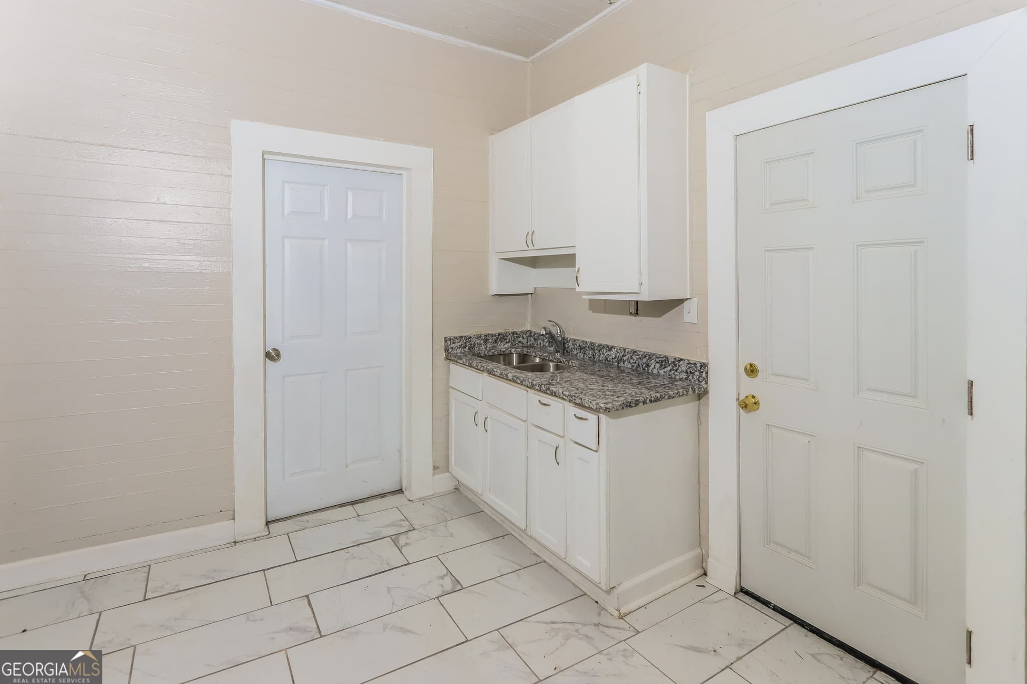 multi family for sale at 719 Williams Street, Griffin, GA 30223 — photo 8