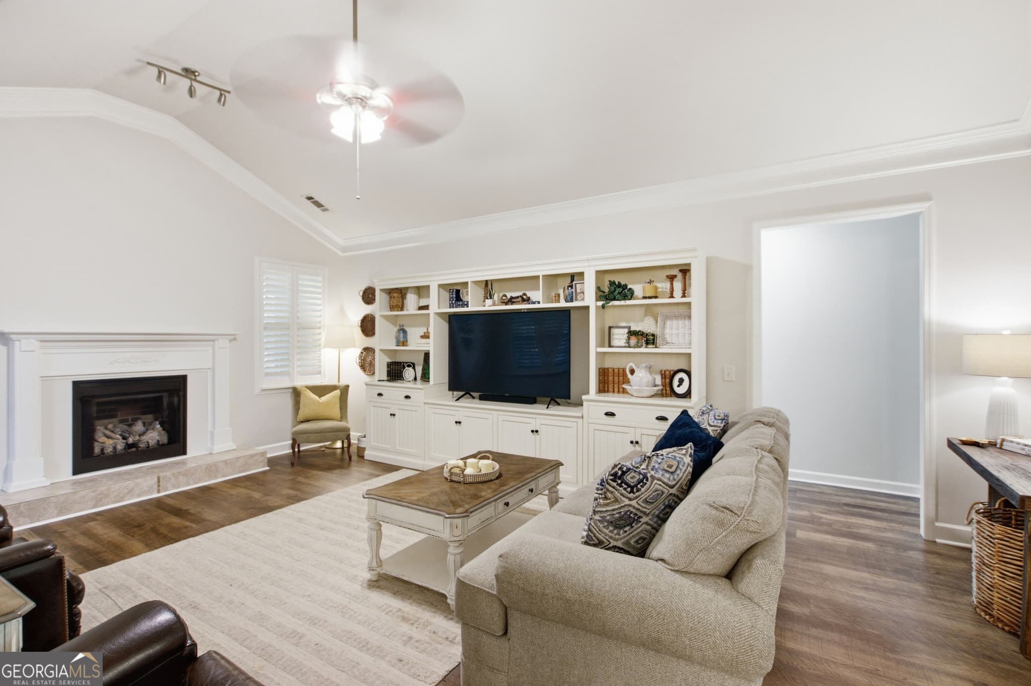 5 bedroom, 3.5 bathroom, 4,444 sq ft single family residence for sale at 194 Autumn Sweet Drive, Clarkesville, GA 30523 — photo 10