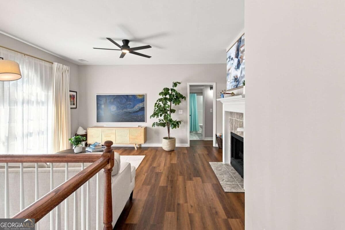 4 bedroom, 3 bathroom, 2,216 sq ft single family residence for sale at 739 Reeves Lake Drive, Marietta, GA 30064 — photo 3