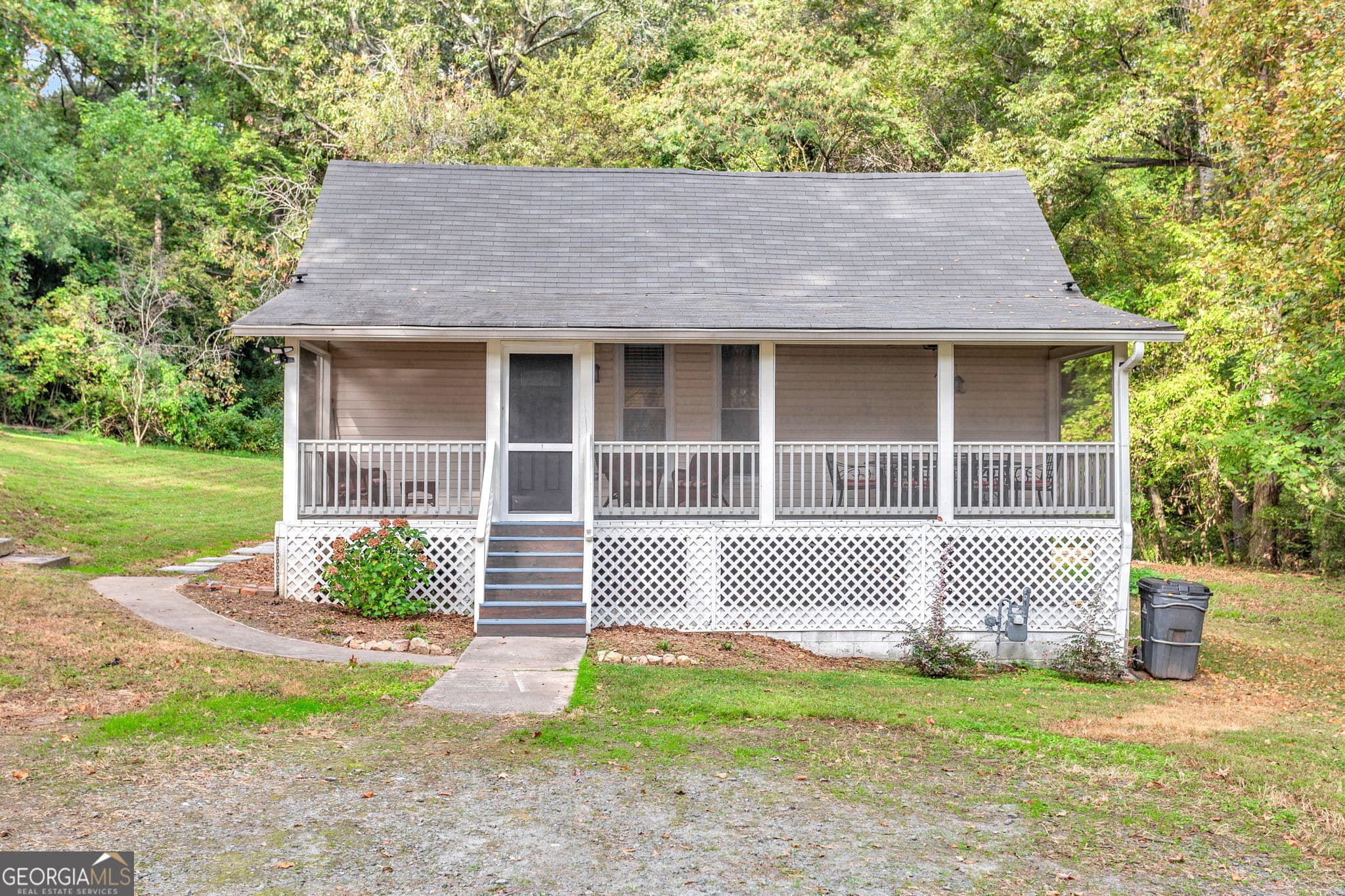 4 bedroom, 2 bathroom single family residence for rent at 4481 McLain Circle, Acworth, GA 30101 for $4,631 a month — photo 2