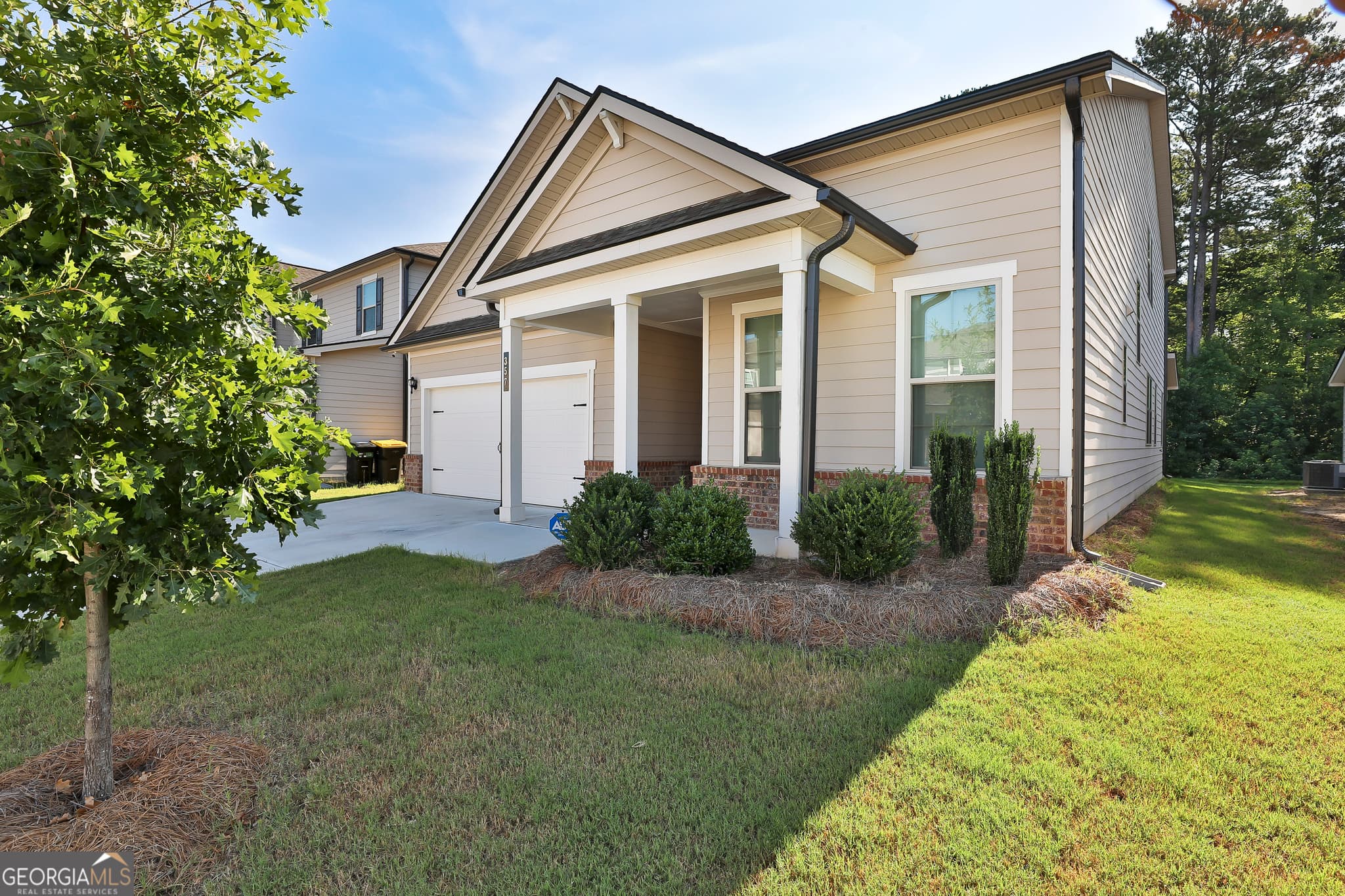 5 bedroom, 3.5 bathroom, 3,137 sq ft single family residence for sale at 357 Caledonia Court, Peachtree City, GA 30269 — photo 3