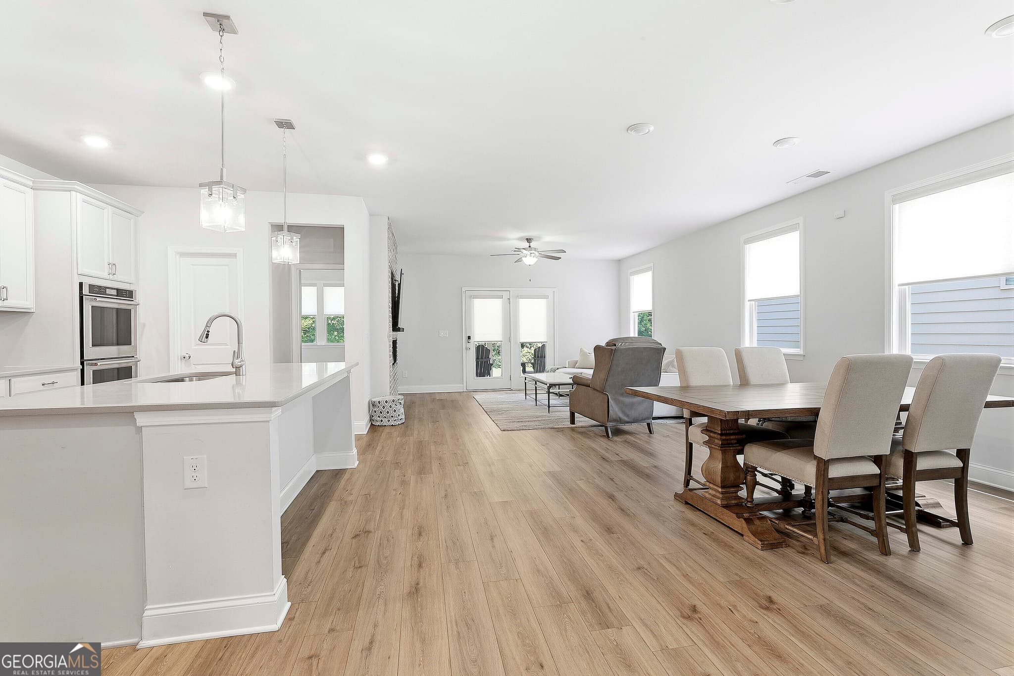 5 bedroom, 3.5 bathroom, 3,137 sq ft single family residence for sale at 357 Caledonia Court, Peachtree City, GA 30269 — photo 9