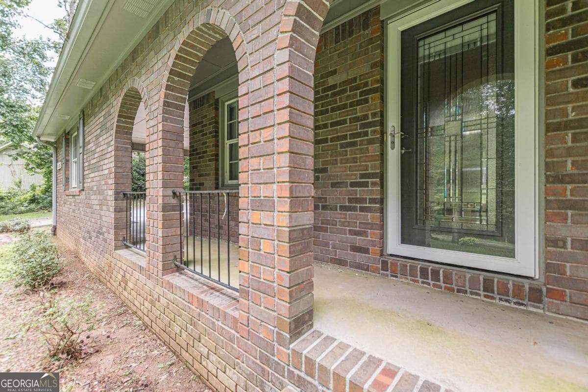 2 bedroom, 2 bathroom, 1,459 sq ft single family residence for sale at 5458 Christi Drive, Douglasville, GA 30135 — photo 7