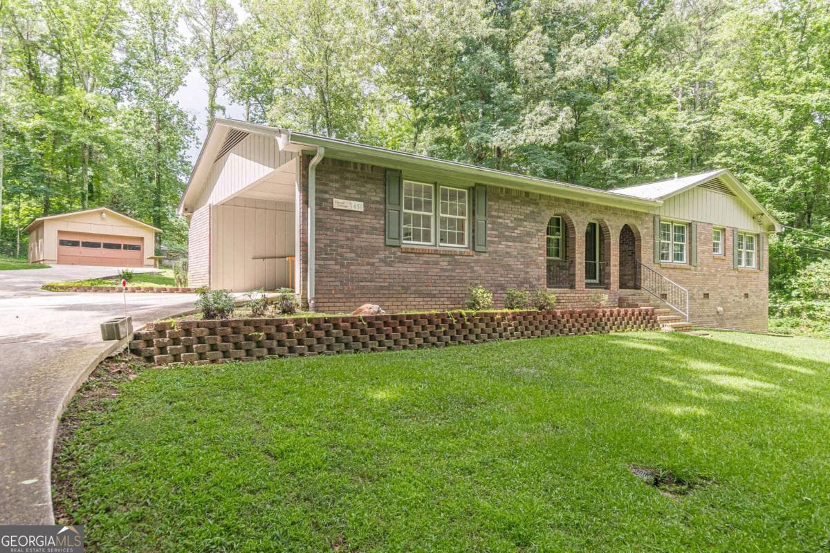 2 bedroom, 2 bathroom, 1,459 sq ft single family residence for sale at 5458 Christi Drive, Douglasville, GA 30135 — photo 1 of 41