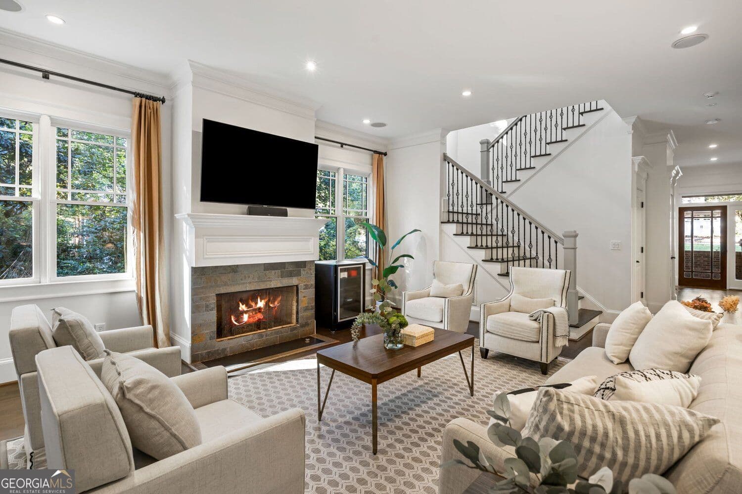 5 bedroom, 5.5 bathroom, 5,292 sq ft single family residence for sale at 1760 Coventry Place, Atlanta, GA 30030 — photo 6