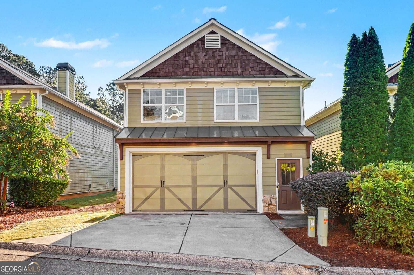 3 bedroom, 2 bathroom, 1,888 sq ft single family residence for sale at 193 Lakeside Drive, Waleska, GA 30183 — photo 1 of 21