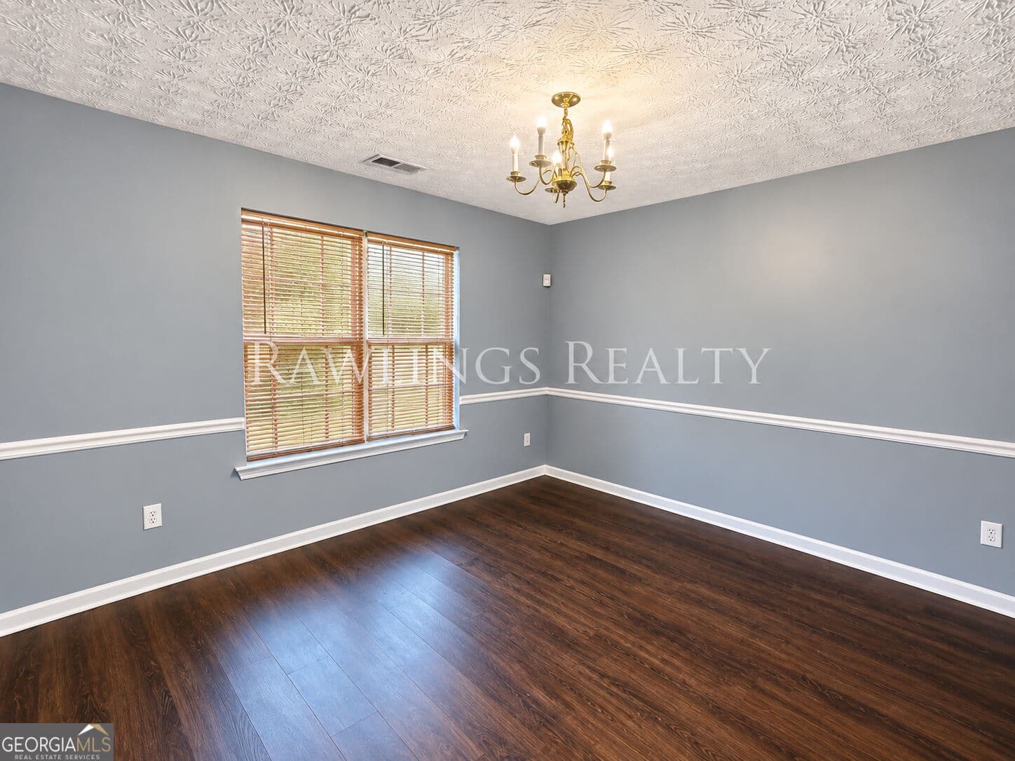 4 bedroom, 2.5 bathroom, 2,644 sq ft single family residence for rent at 165 Concord Terrace, Mcdonough, GA 30253 for $2,000 a month — photo 2