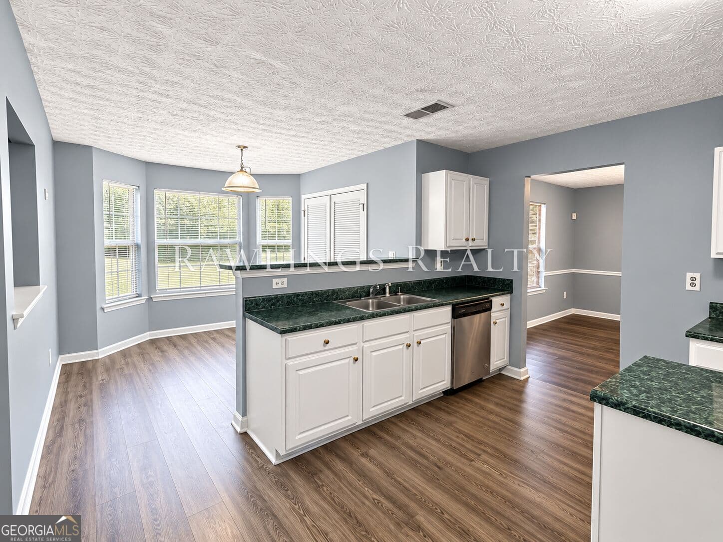 4 bedroom, 2.5 bathroom, 2,644 sq ft single family residence for rent at 165 Concord Terrace, Mcdonough, GA 30253 for $2,000 a month — photo 5